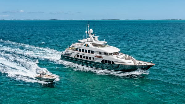 An image of Shadowl yacht