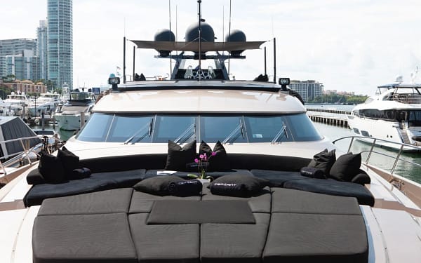 An image of Defiant yacht