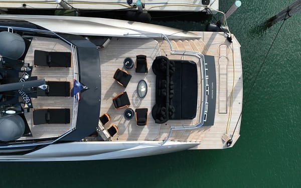 An image of Defiant yacht