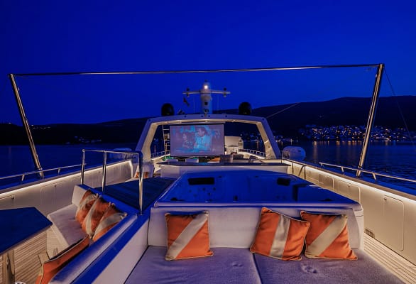 An image of Apna yacht