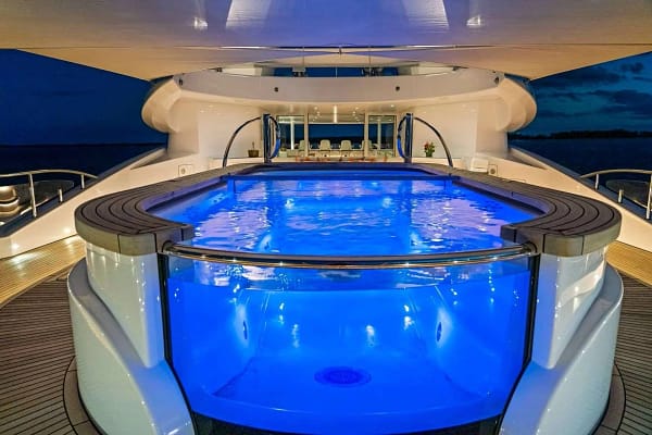 An image of Amaryllis yacht
