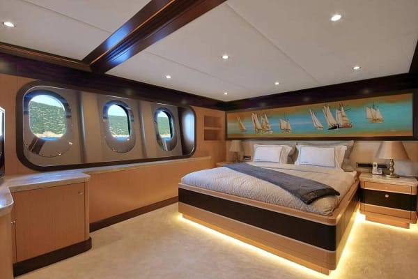 An image of Meira yacht