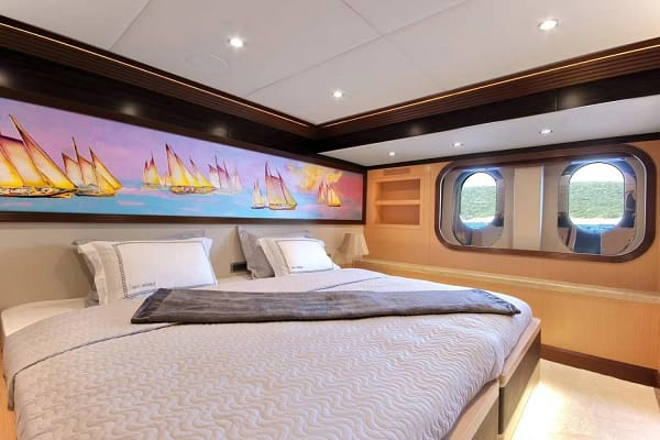 An image of Meira yacht