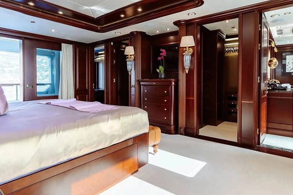 An image of Incal yacht