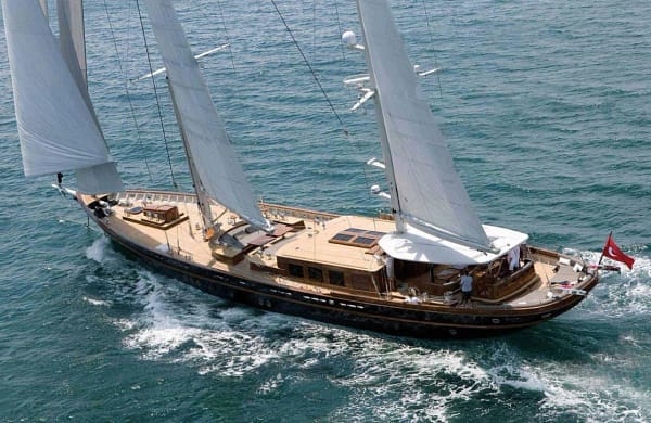 An image of Roxane yacht