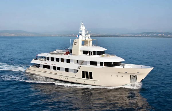 An image of E & E yacht
