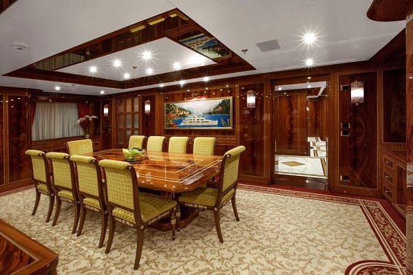 An image of Kadimo’s yacht