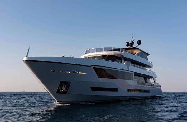 An image of Adamaris yacht