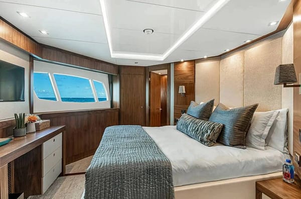 An image of Ever East yacht