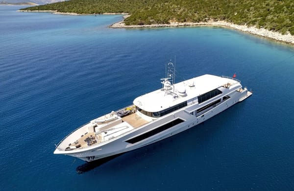 An image of Vetro yacht