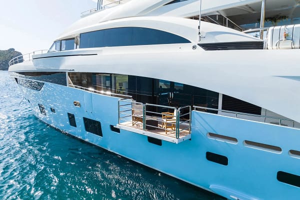 An image of Le Verseau yacht