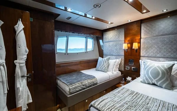 An image of Lady Volantis yacht