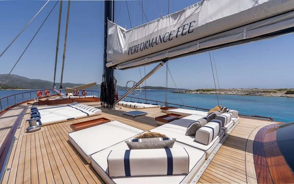 An image of Performance Fee yacht
