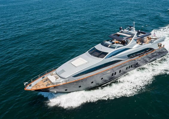 An image of Tail Lights yacht