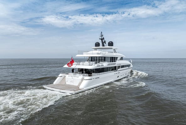 An image of Lumière yacht
