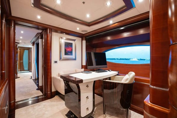 An image of Lady B yacht
