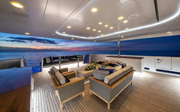 An image of Turquoise yacht