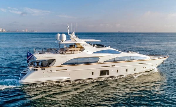 An image of Insieme yacht