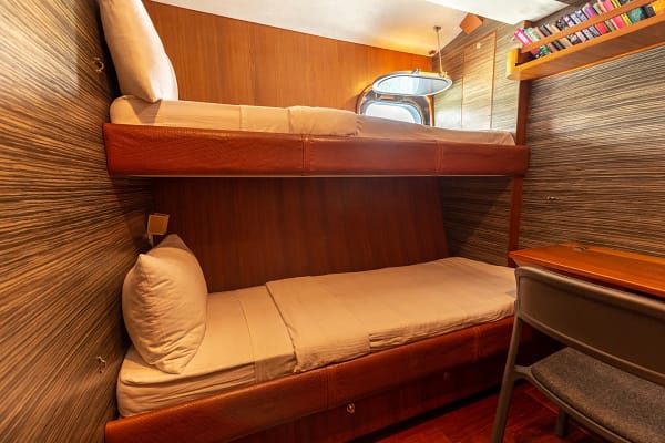 An image of Silver Lining yacht