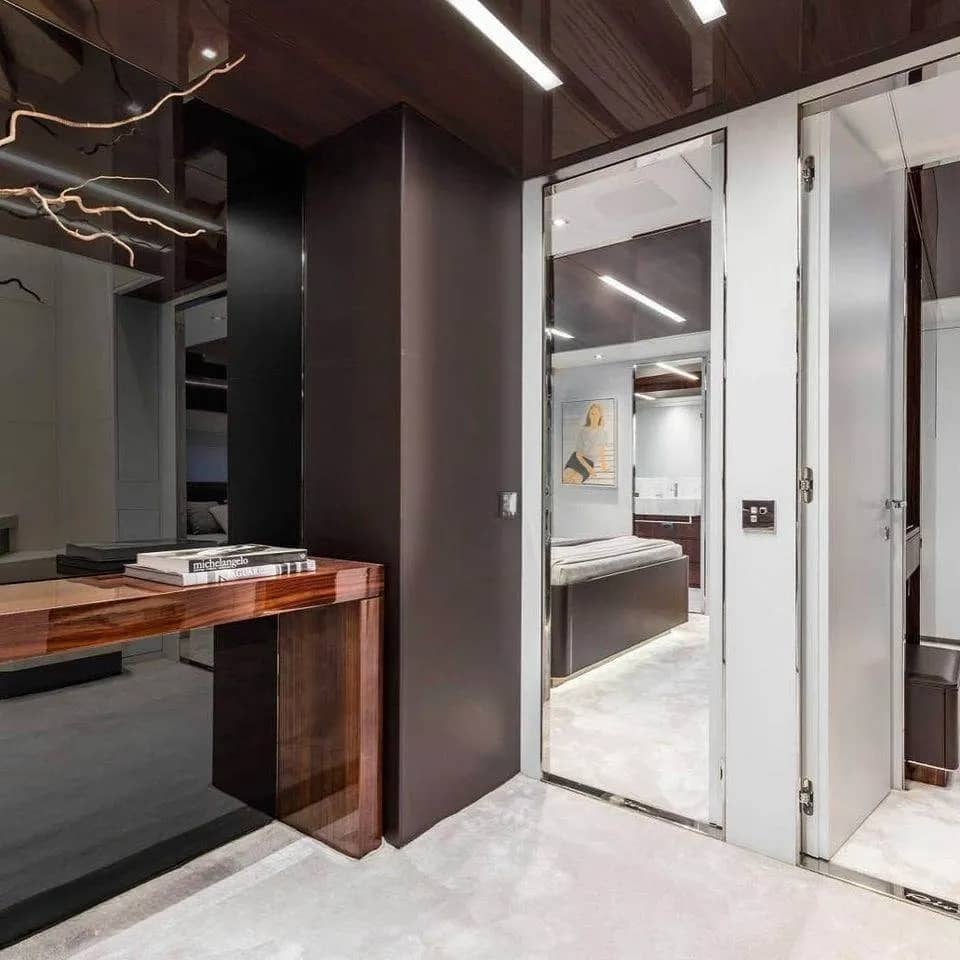 A preview of interior Hallway
